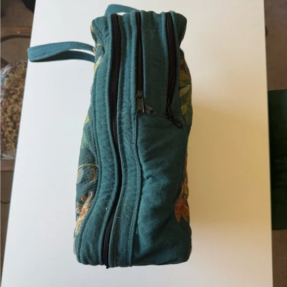 Luxury Bespoke Bernadette Rabbit Tapestry Lined Travel Garment Bag, like new - Picture 3 of 16